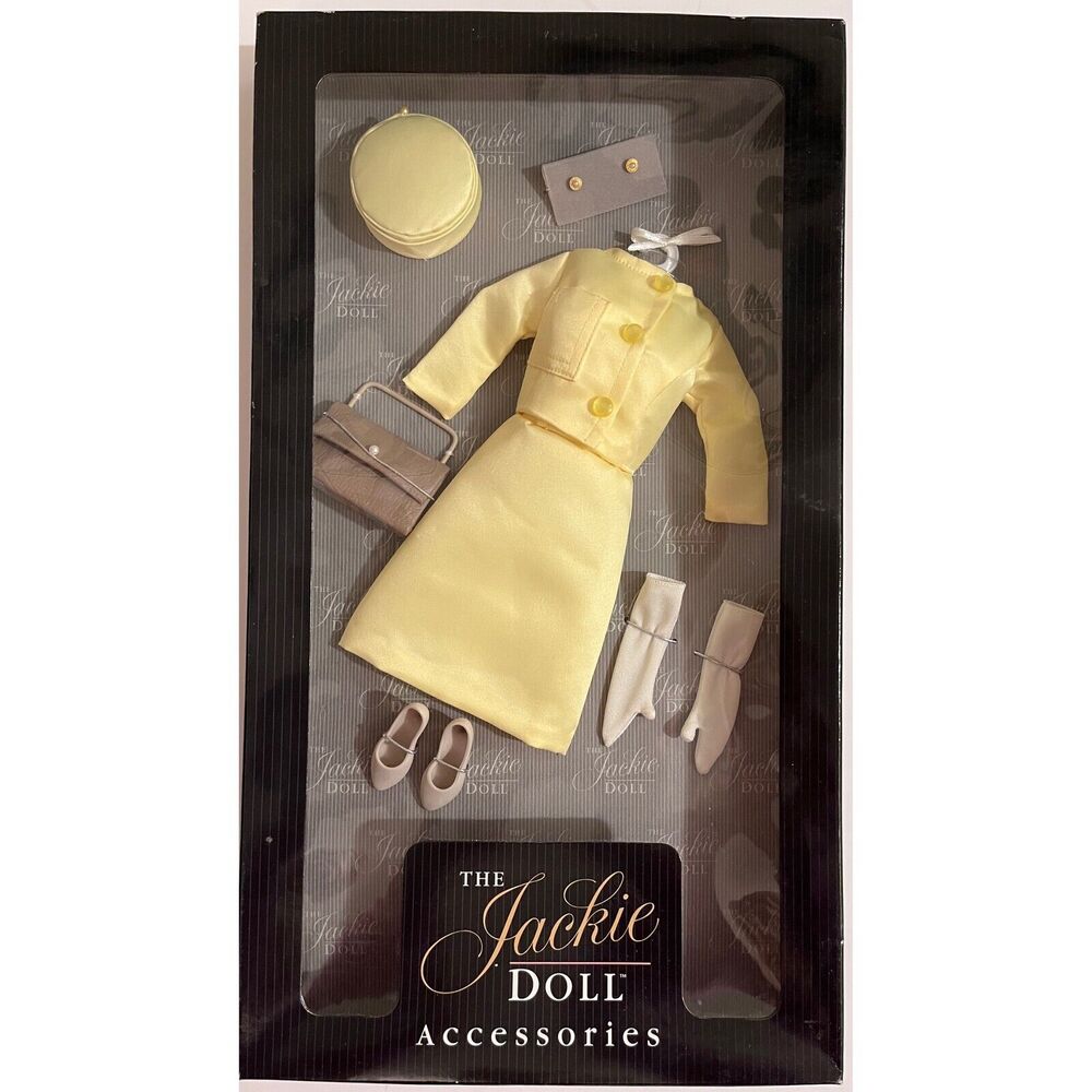 FRANKLIN MINT - THE Jackie DOLL FRANCE STATE VISIT VIVE JACQUI! SUIT ENSEMBLE